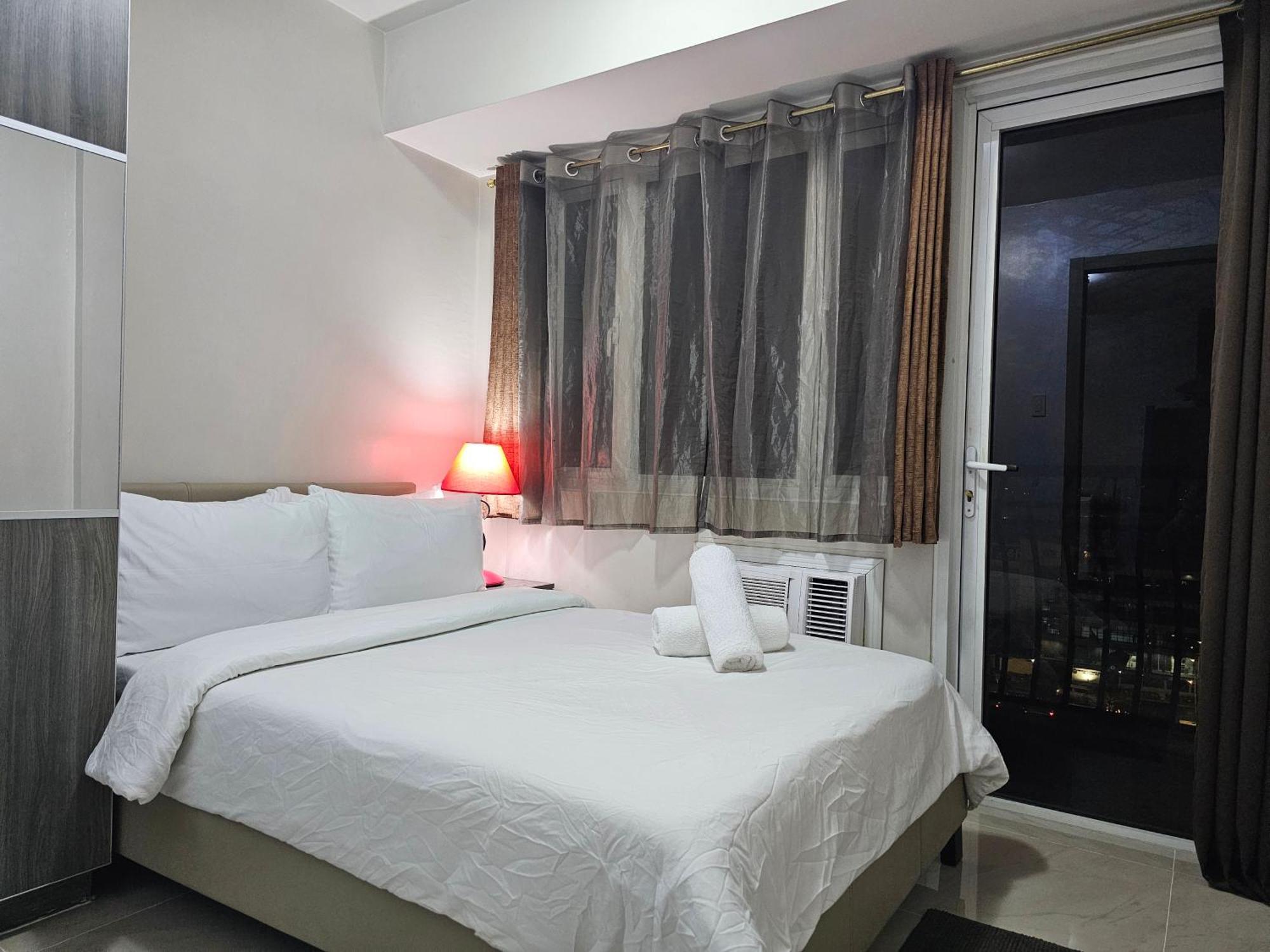 Solemare Parksuites Condominium - Condo R Us Manila Exterior foto